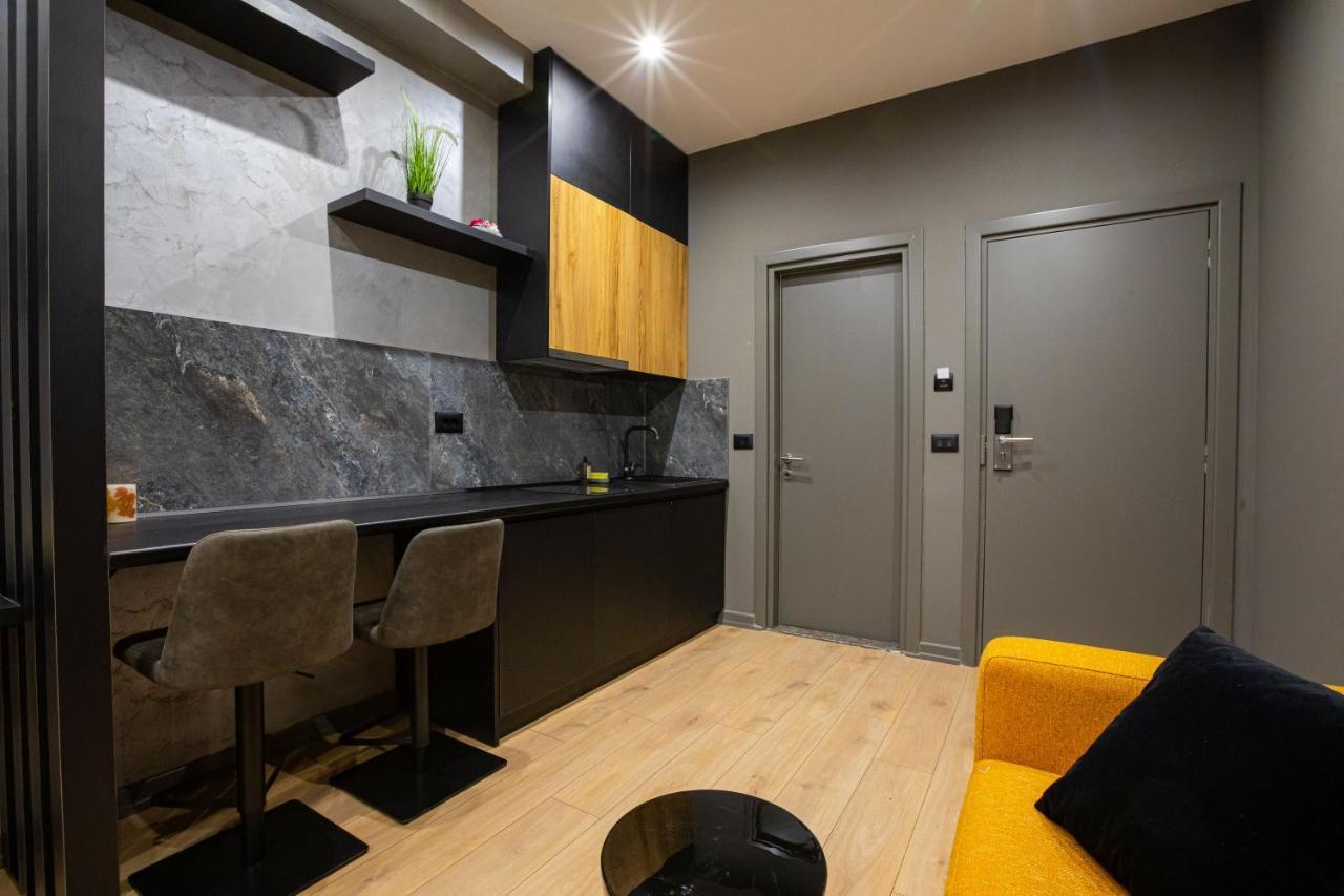 Dea'S Apartaments Tiranë Luaran gambar