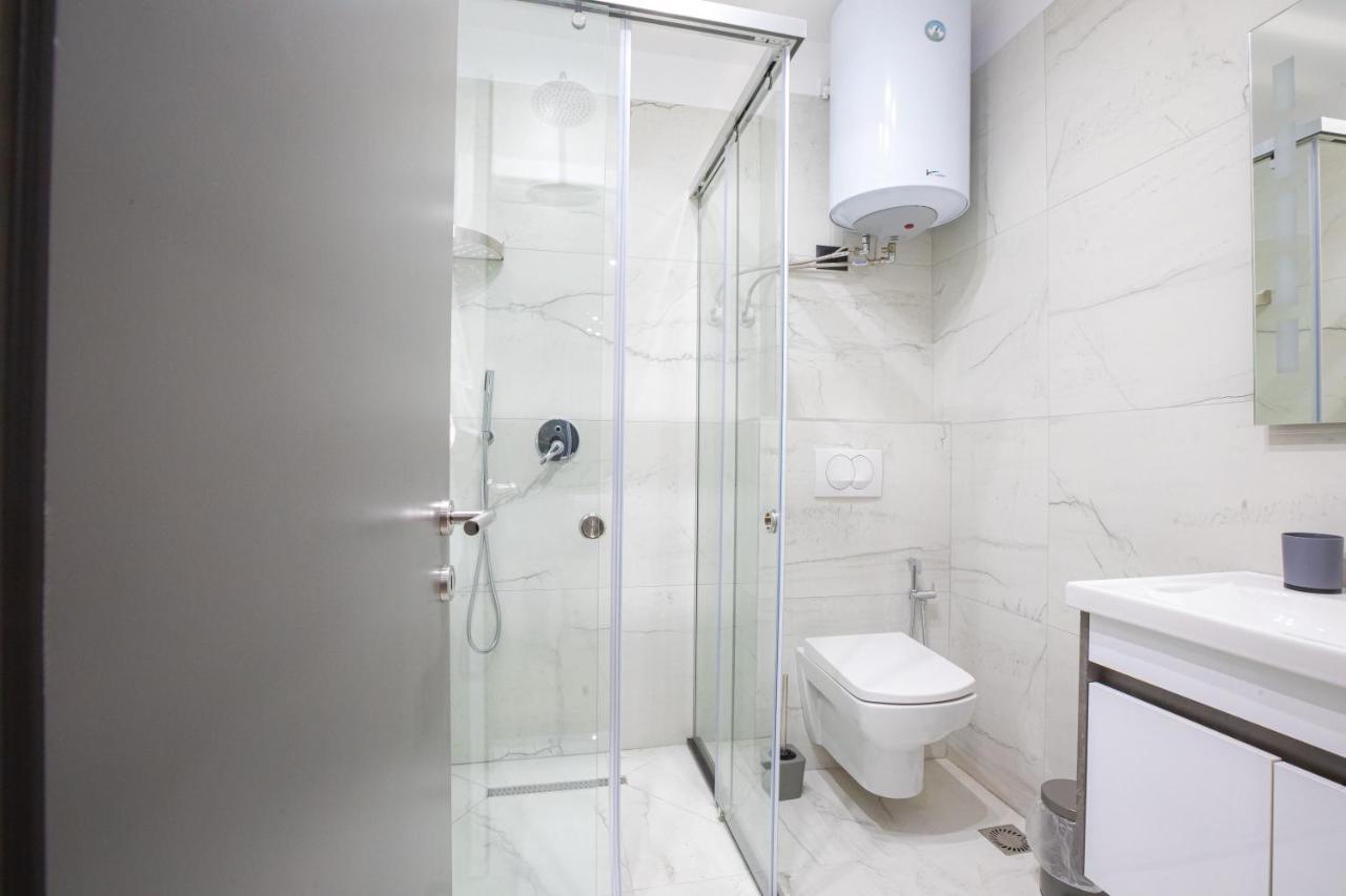 Dea'S Apartaments Tiranë Luaran gambar